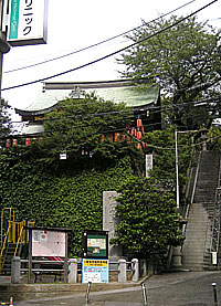 茶ノ木稲荷神社遠景