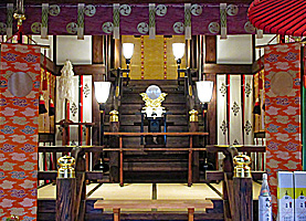代田八幡神社拝殿内部