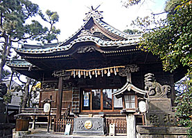 荏原神社拝殿左より