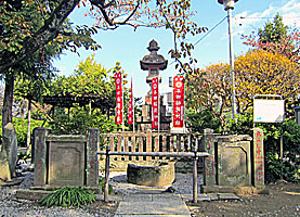 半田稲荷神社神泉井