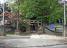 平尾杉山神社社頭