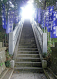 平尾杉山神社石段