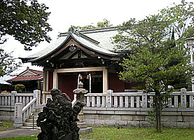 堀船白山神社拝殿左より