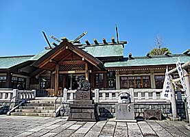 石濱神社拝殿遠景左より
