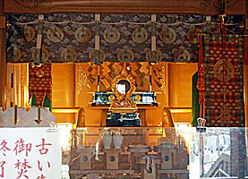 十番稲荷神社社殿内部