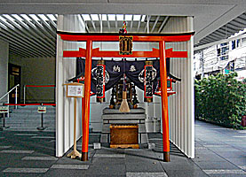 歌舞伎稲荷神社社頭