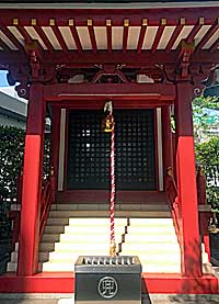 日本橋兜神社社殿近景正面