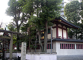 蒲田八幡神社本殿左背面