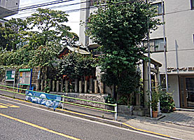 亀塚稲荷神社社域