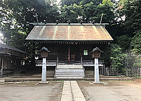 上野毛稲荷神社拝殿遠景
