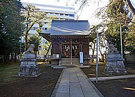 田柄北野八幡神社拝殿遠景