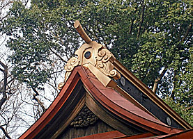 虎狛神社拝殿鬼板