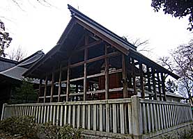 熊川神社本殿覆殿左背面