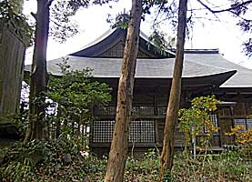 熊川神社拝殿左側面
