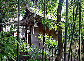 目黒富士浅間神社社殿左背面