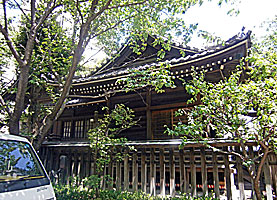 御園神社拝殿右側面