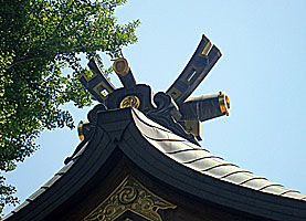 武蔵野神社本殿千木