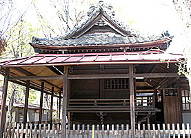 六月八幡神社本殿右側面