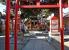 上田妙法稲荷神社参道