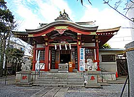 東向島長浦神社拝殿左より