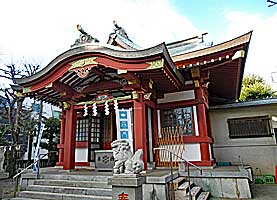 東向島長浦神社拝殿近景左より