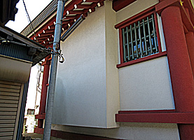 葛飾中原八幡神社拝殿右側面