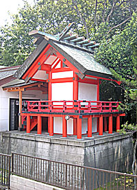 中丸熊野神社本殿背面