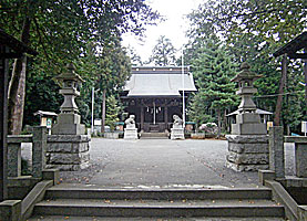 奈良橋八幡神社拝殿遠景