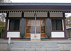 成瀬杉山神社拝所