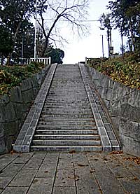 武蔵國二宮神社石段