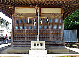 西田杉山神社拝殿近景正面