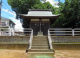 西田杉山神社拝殿遠景正面