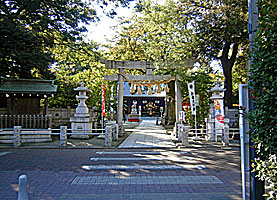 武蔵新田神社社頭