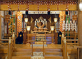 武蔵新田神社拝殿内部