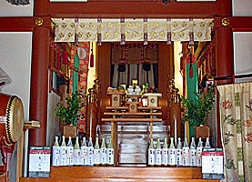 大森谷戸三輪神社拝殿内部
