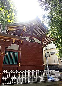 女塚神社本殿左側面