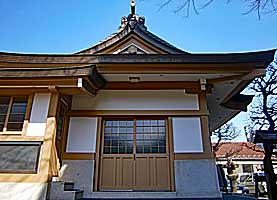 穏田神社拝殿右側面
