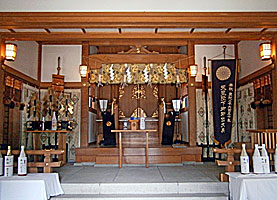 大島愛宕神社拝殿内部
