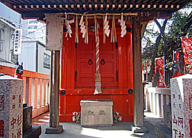 隆栄稲荷神社社殿