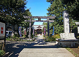 鷺宮八幡神社参道入口