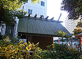 大島佐竹神社社殿左背面