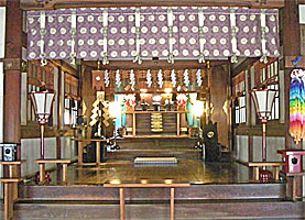 下高井戸八幡神社拝殿内部