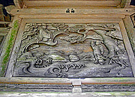 惣岳山青渭神社奥宮社殿背面彫刻