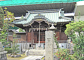 隅田川神社拝殿左より
