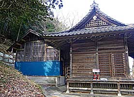 八王子高尾氷川神社社殿右側面