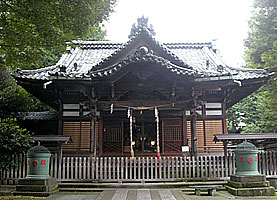 瀧野川八幡神社拝殿正面