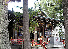 立石熊野神社拝殿右より
