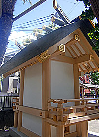 蒲田椿神社社殿右背面