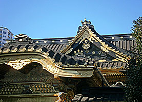 上野東照宮拝殿破風