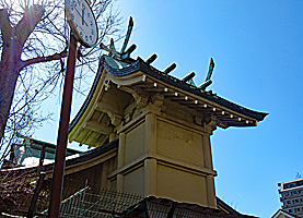 四ツ木白髭神社本殿左背面